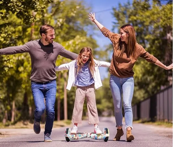 HOVER BOARD WITH LED WHEELS 8 inch & BLUETOOTH SPEAKER Speed up to 15km/250W – Image 2